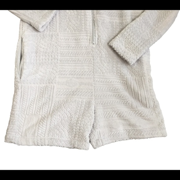 LA VIE EN ROSE Plush Wishes Short PJ Romper/Onesie With Pockets Grey Size Small - Picture 5 of 7